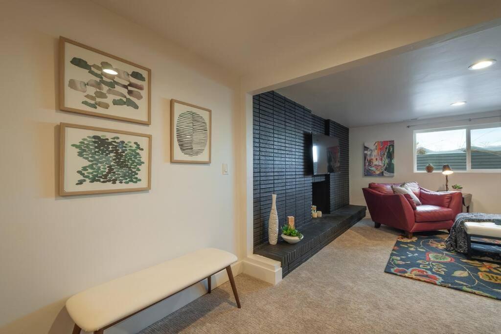 Modern Apartment Close To Freeway! Солт-Лейк-Сіті Екстер'єр фото